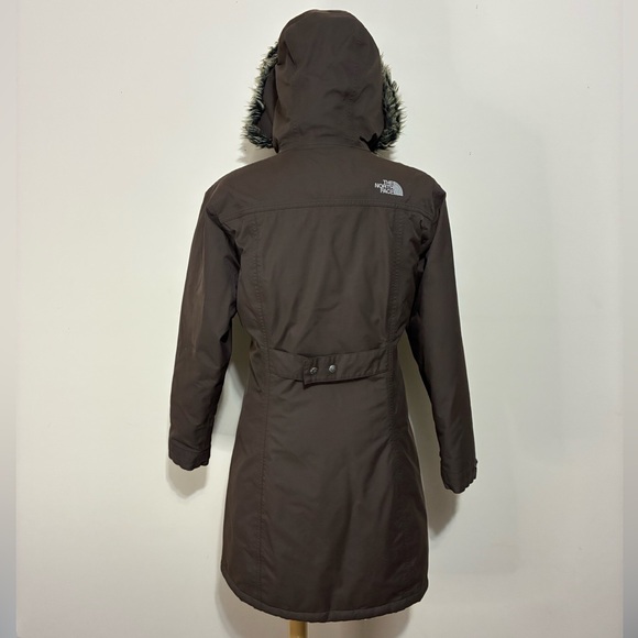 The North Face Women's Hy Vent Down Filled Parka With Attached Hood - Picture 6 of 15